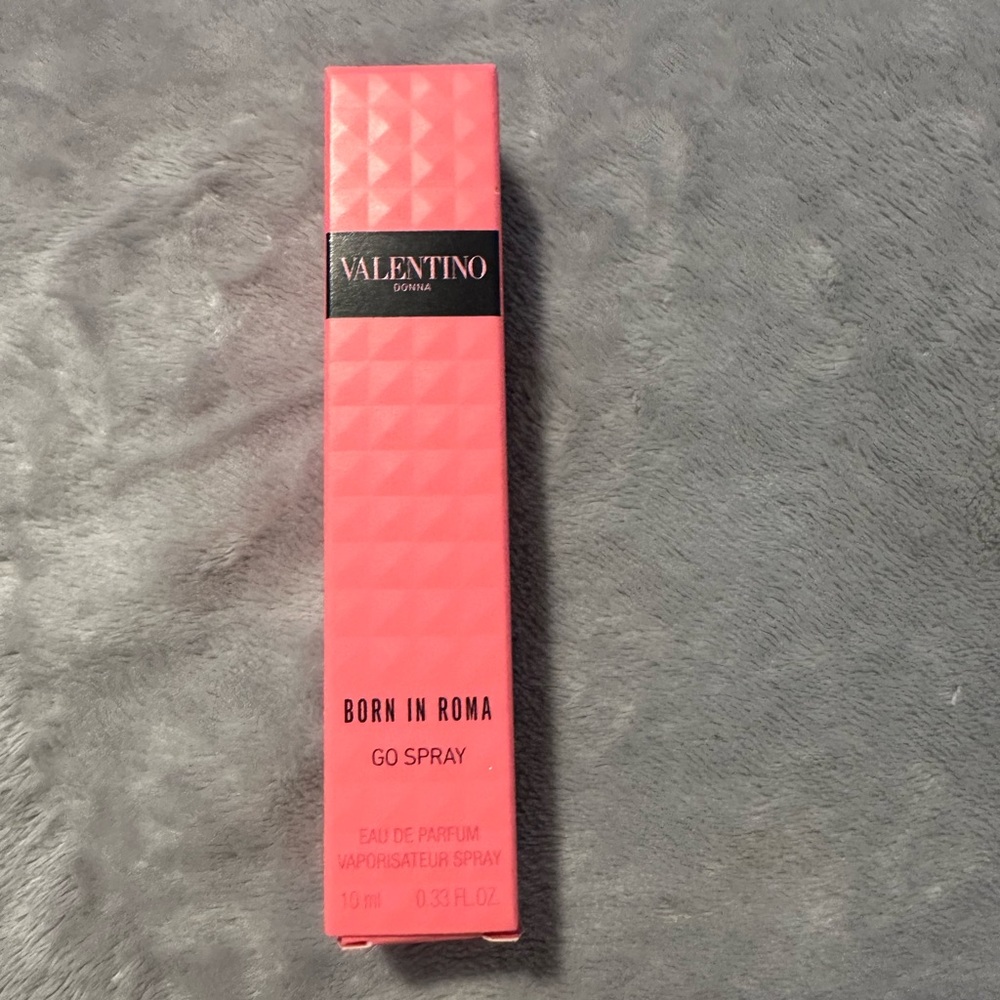 Valentino Born in Roma travel size